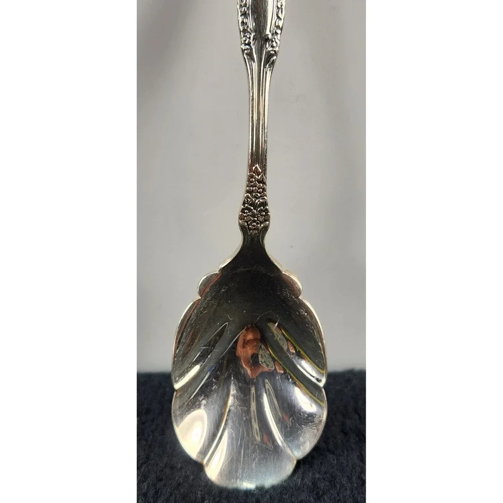 Vintage 1881 Rogers Oneida  Scalloped Sugar Spoon Silverplated Spoon